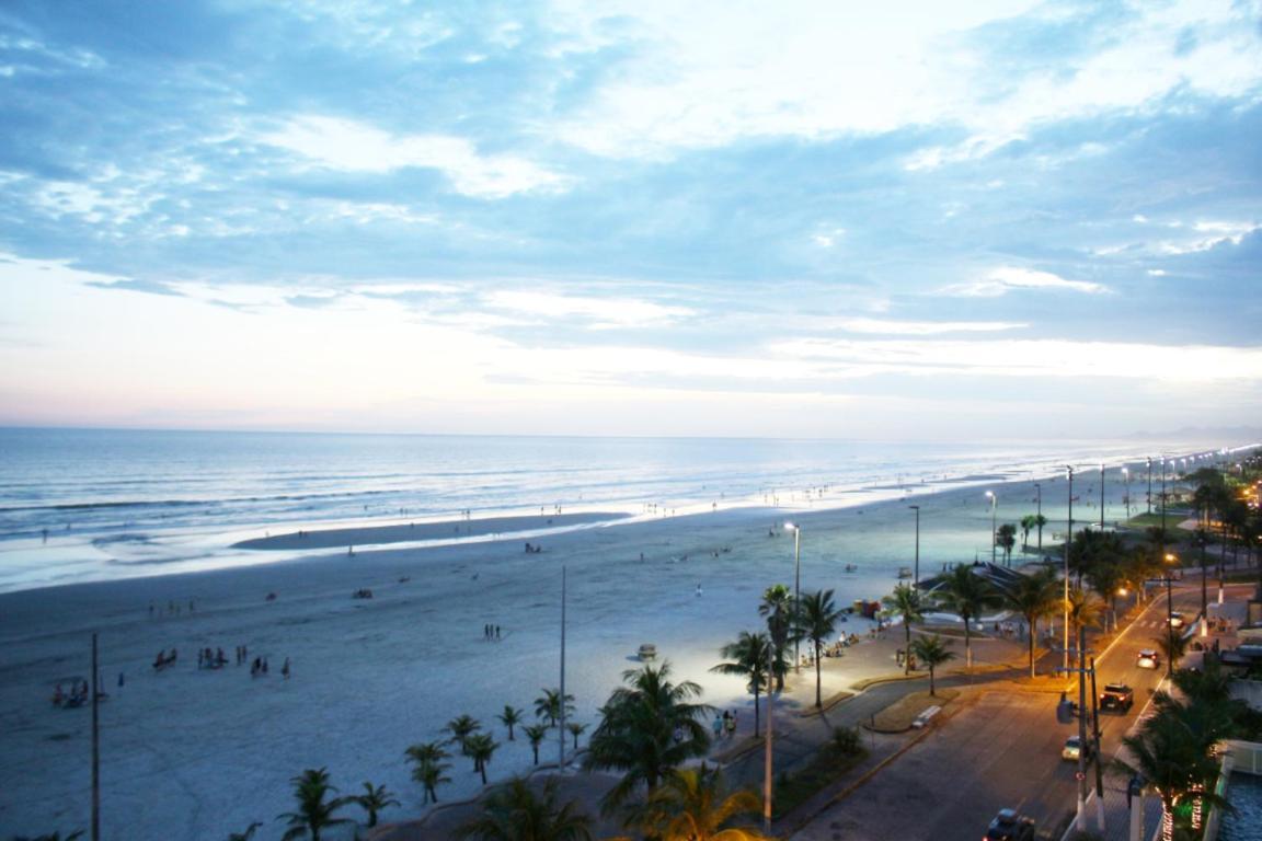 Apartamento De Frente O Mar Praia Grande Solemar Bagian luar foto